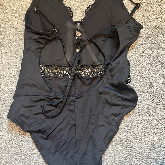Black Lace Becca Swimsuit - Picture 3 of 4